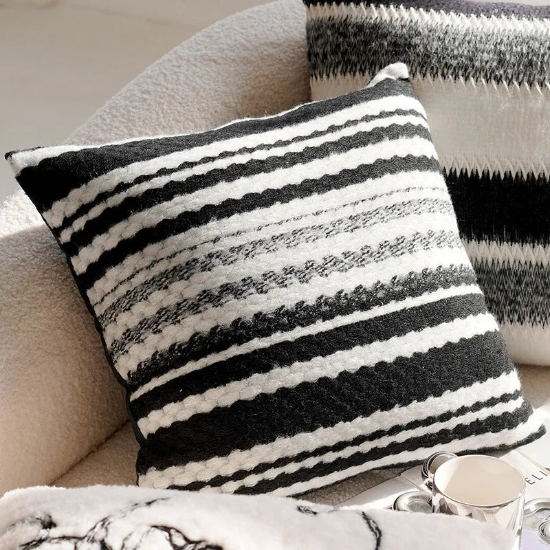 coussins oreillers moderne rayés blanc noir décor maison sergé fixations