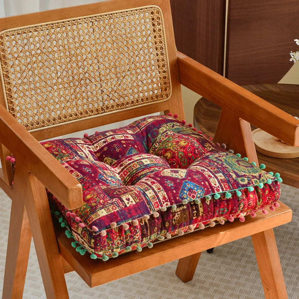 coussin carré géométrique floral ethnique 42cm bleu rouge vert jaune beige pompons fixations