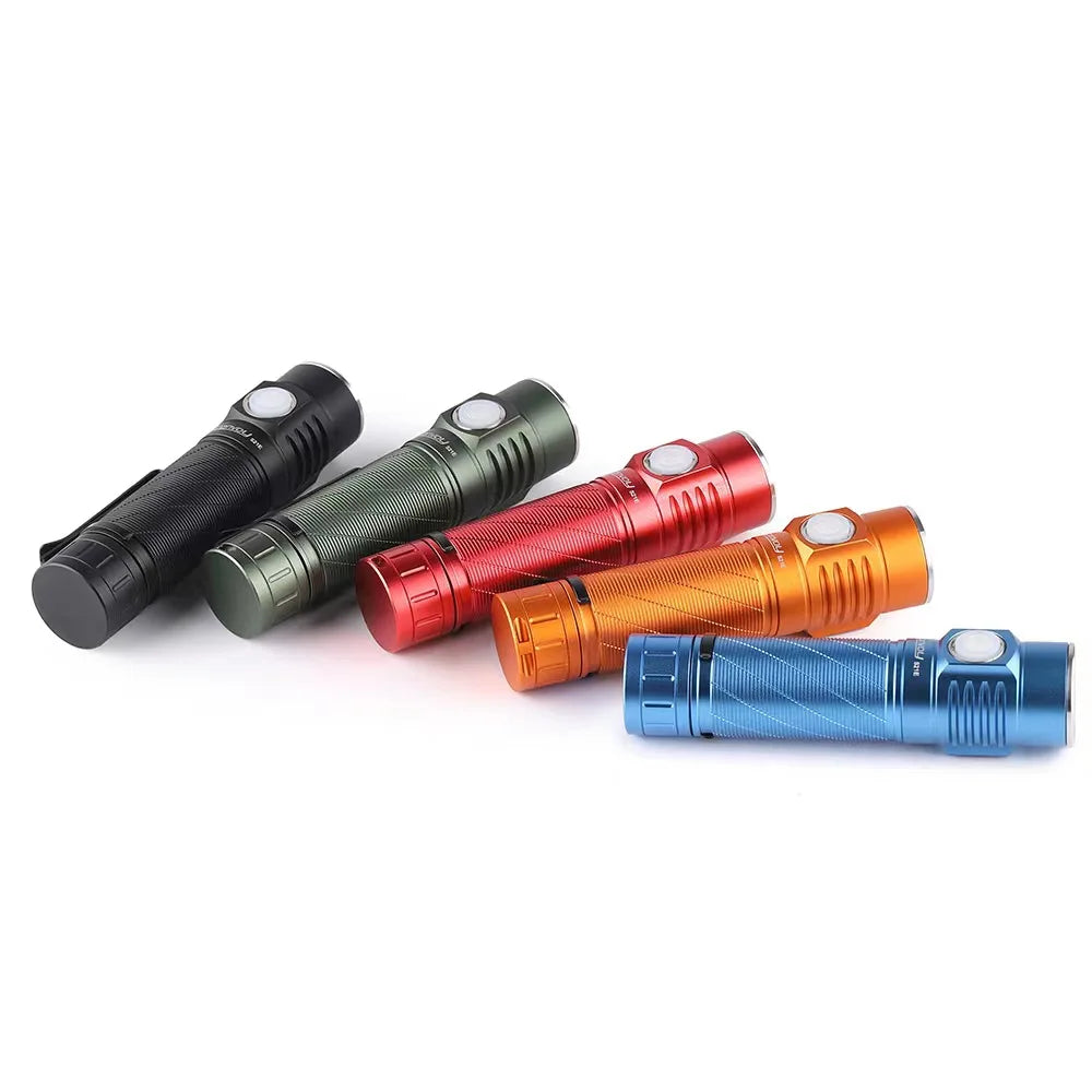 lampe torche led rechargeable type 21700 batterie annneau fixation moderne compact