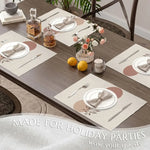 serviettes table géométriques beige rose pâle gris clair motifs feuilles modernes minimalistes
