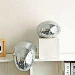 décoration intérieure boule miroir argentée moderne effet mosaïque brillant disco ball