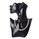 présentoir bijoux mannequin main résine support collier boucles oreilles bracelet bague décoration magasin blanc