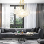 Suspension lumineuse moderne boules sphériques opaques chaînes métalliques blanc salon chambre