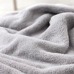 serviette bébé capuche animaux douce bleu rose gris blanc fourrure soft confortable tranchée mouillage