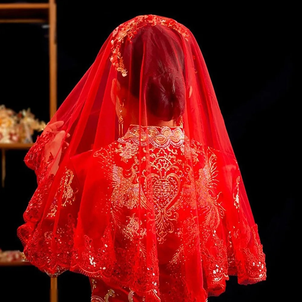 voile mariage rouge broderie dorée ornements floraux classique traditionnel opacité 100x100cm