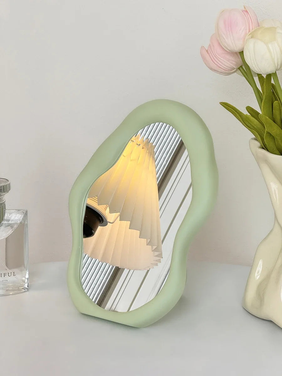 miroir table moderne rose clair jaune pâle blanc forme fleur brillant minimaliste portable chambre