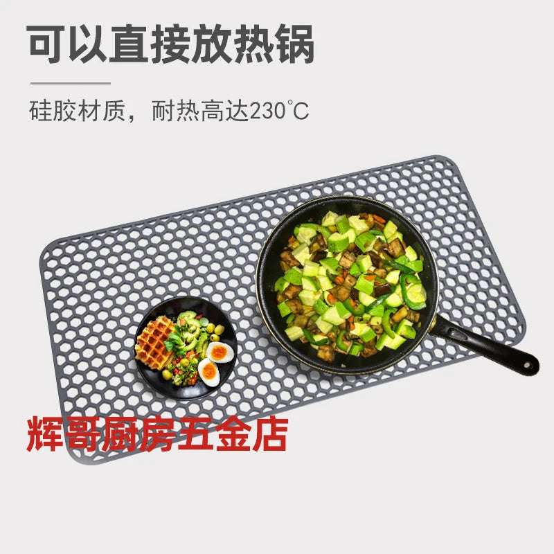 tapis protection silicone moderne gris perforations antidérapant cuisine vaisselle fond évier résistance chaleur