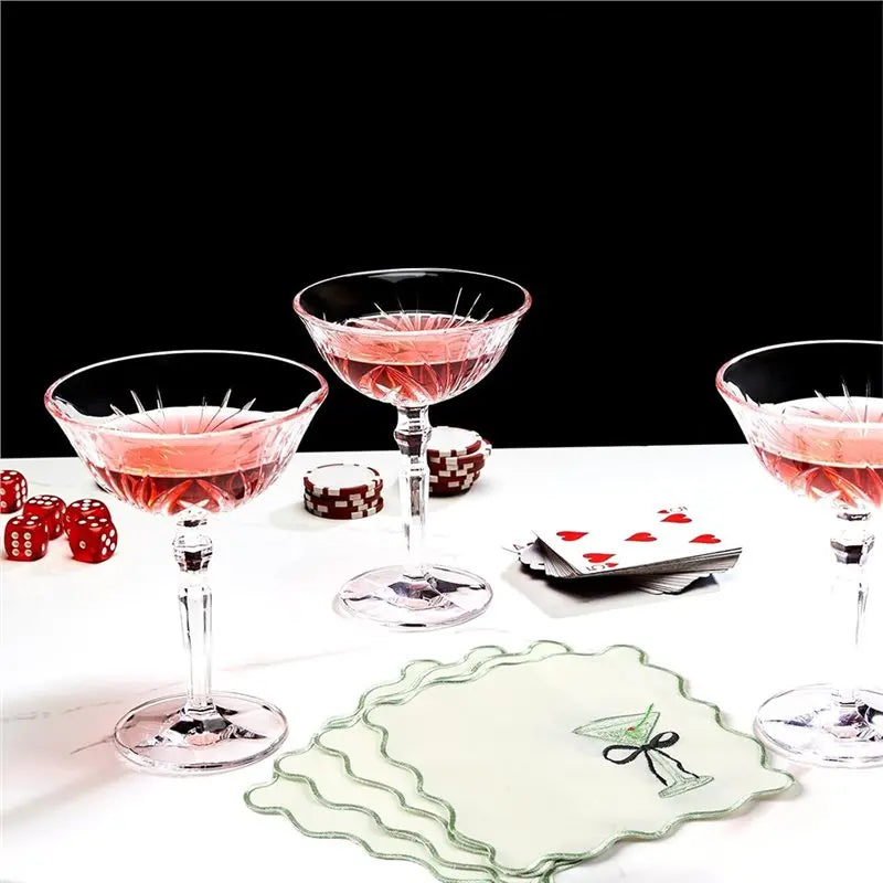 serviettes table classiques motif martini blanc vert clair bord festonné coton polyester washable cocktail