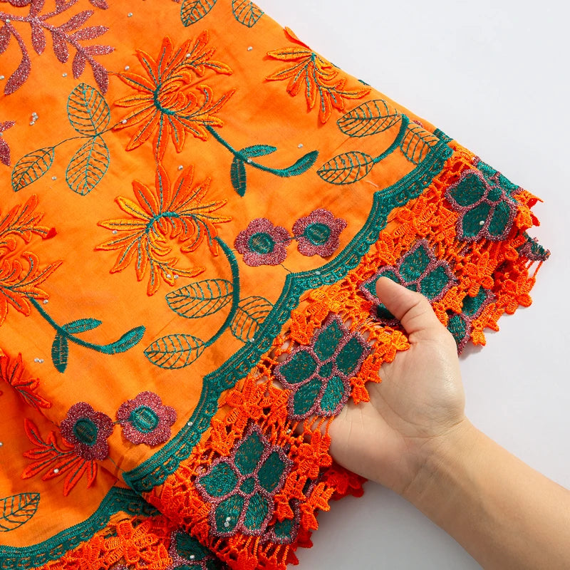 tissu africain brodé fleurs feuilles orange vert bleu rose traditionnel dentelle rhinstones soirée