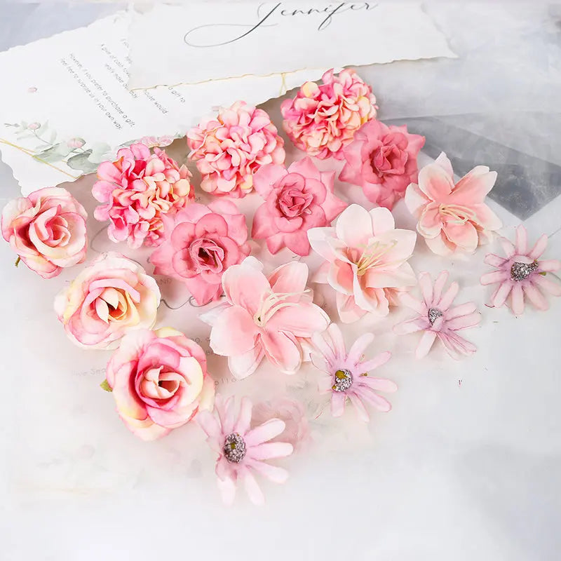 décoration intérieure fleurs artificielles roses pivoines blanc rose vintage decoration chambre mariage fete