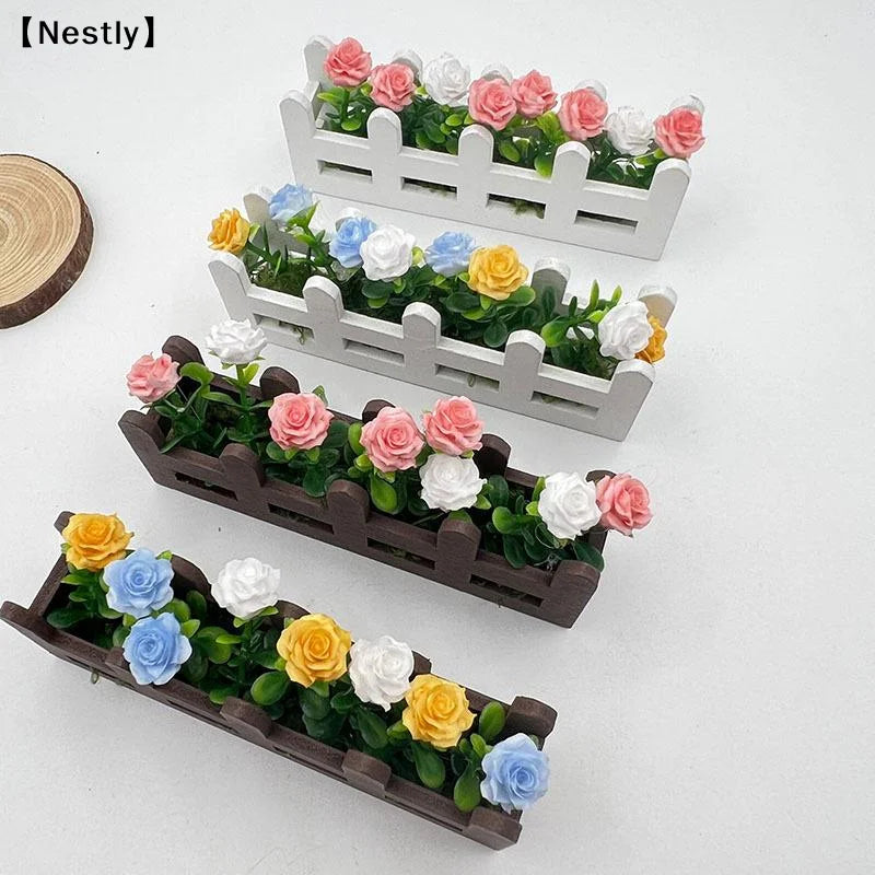 miniature clôture fleurs roses artificielles feuilles vertes décoration jardin blanc marron miniature