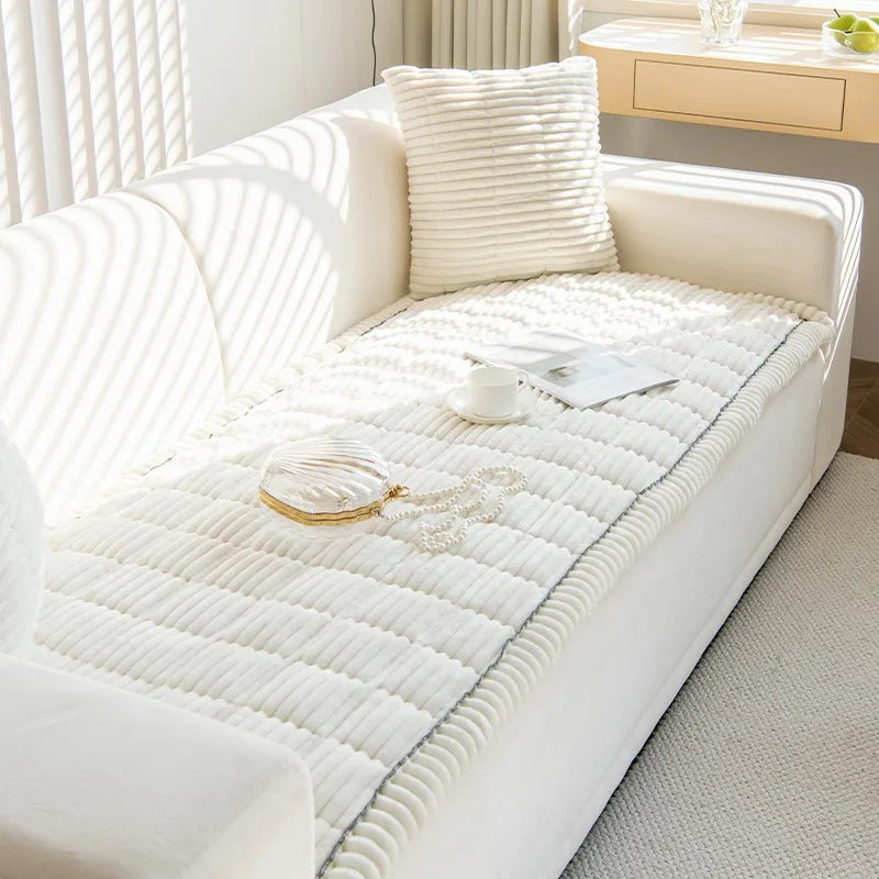 housse canapé gris clair rayures horizontales flanelle salon hiver moderne