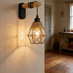 lampe murale industrielle cage dorée abat jour tissu noir étude chambre coucher salle bain