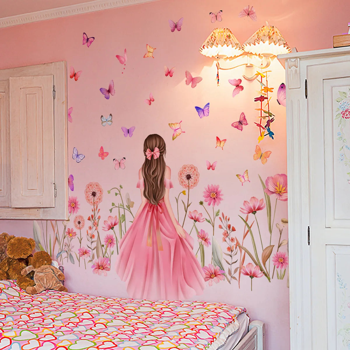 sticker mural illustration fille robe rose fleurs papillons colorées décoration chambre enfant adhésif auto