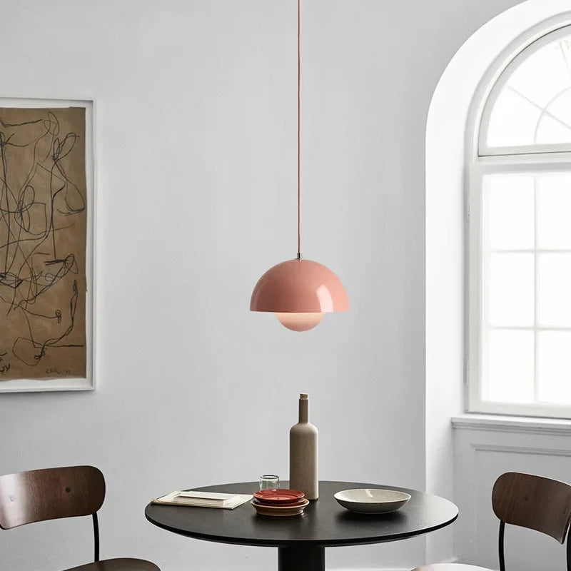 suspension lumineuse moderne sphérique métal jaune rose rouge vert beige doré