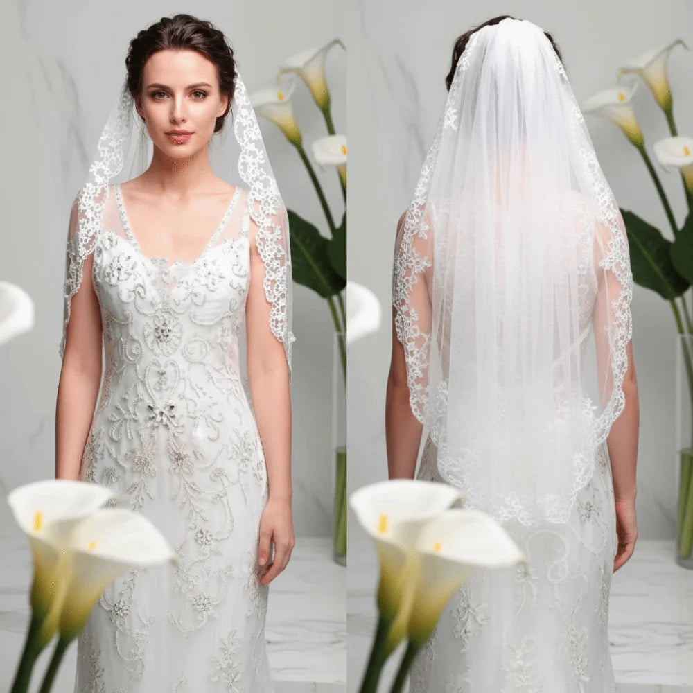 voile mariée dentelle fine blanc ornements floraux translucide classique peigne métallique élégante bride