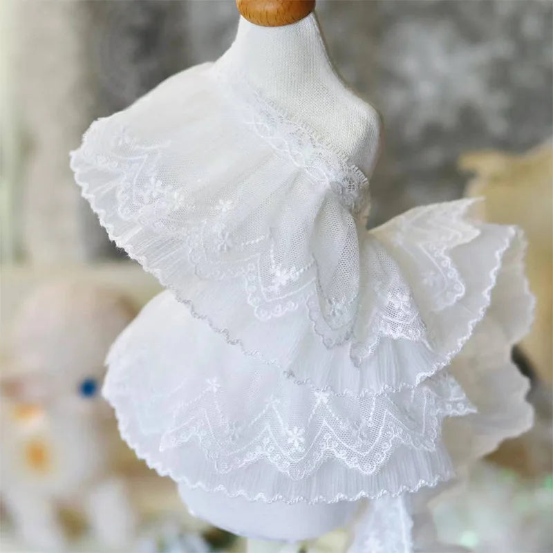 dentelle fine blanche motifs floraux vintage romantique 8cm large bordure frangée vêtement couture projet
