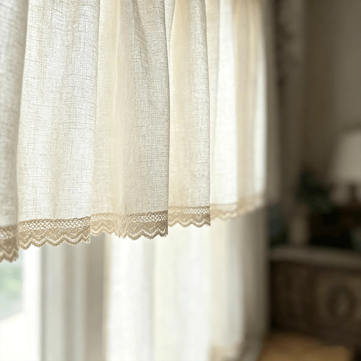 rideaux blanc cassé semi transparents rustique tissu texturé bordure dentelle fenêtre chambre salon japonais