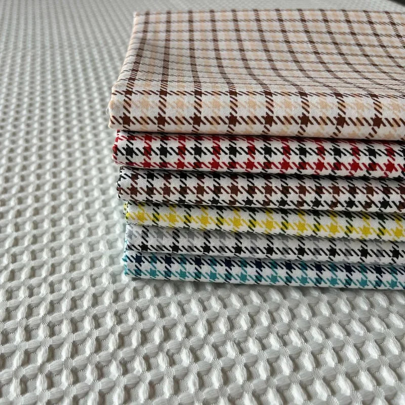 tissu coton imprimé carreaux bleu clair gris rouge jaune classique 160cm bricolage textile maison