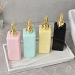 distributeur savon liquide bouteille rechargeable pompe contemporain rose clair vert pastel noir blanc mat