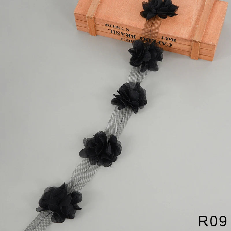 guirlande fleurs artificielles tissu polyester blanc rose bleu vert rouge noir modernes