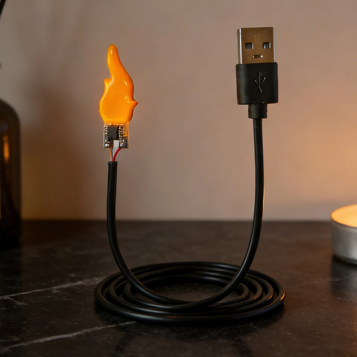 lampe flamme usb noir orange moderne adhésif inclusion câble flamme artificielle décoration intérieure extérieure
