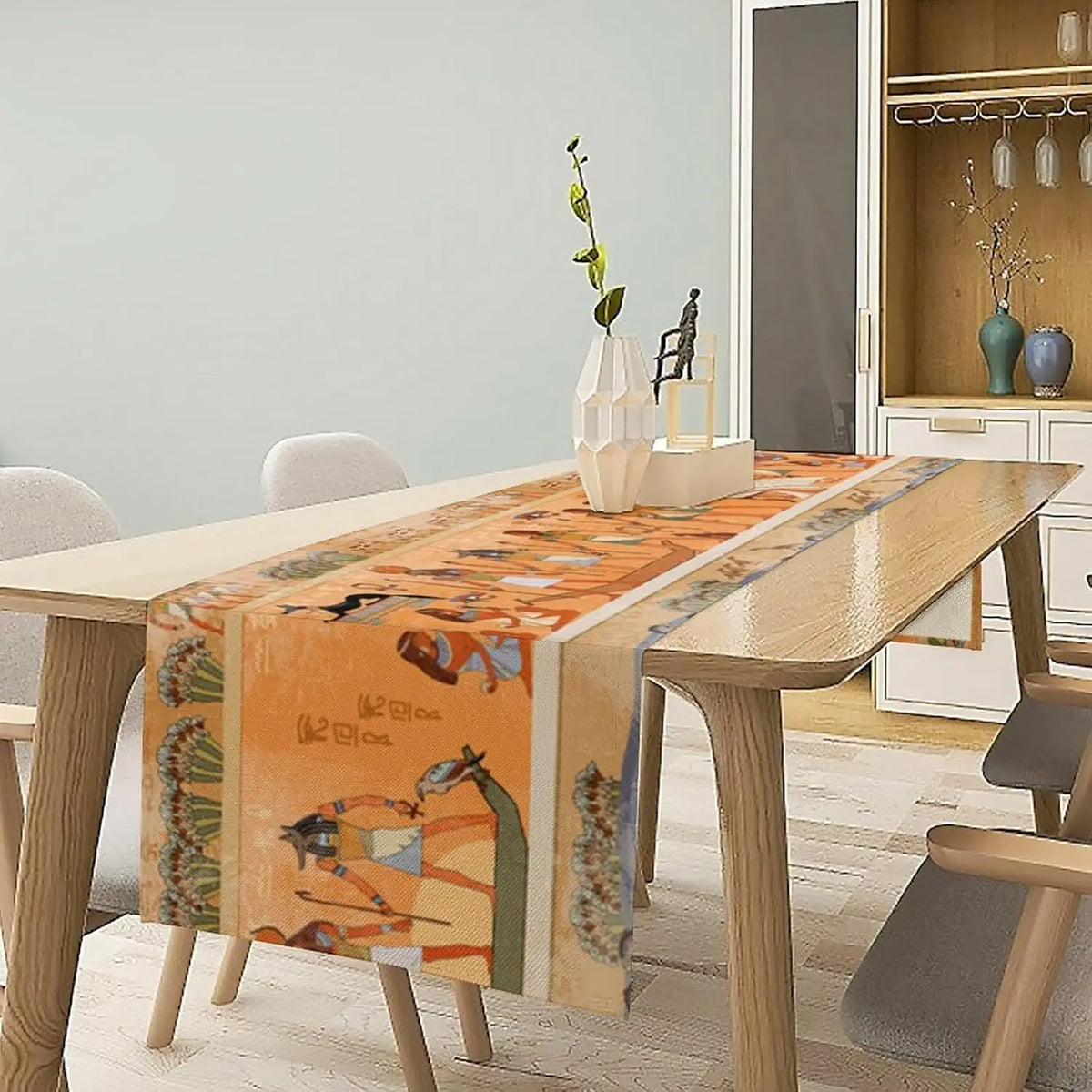 nappe runner égyptienne ancienne motifs hiéroglyphes personnages animaux oiseaux texture lin