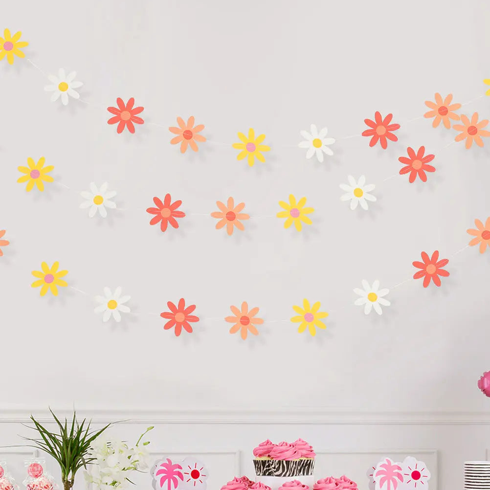 guirlande fleurs décoration fête mères anniversaire blanc jaune orange rose festive simple