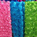tapis mariage satin roses relief texturé violet rouge vert élégant antidérapant 50cm 130cm