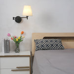 lampe murale moderne bras articulé or noir abatjour blanc éclairage quotidien chambre entrée