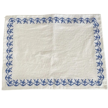 serviette coton brodée florale traditionnelle blanc bleu cuisine restaurant usage domestique