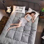 coussin sol épais gris bleu marron moderne confortable peluche oreiller blanc decoration
