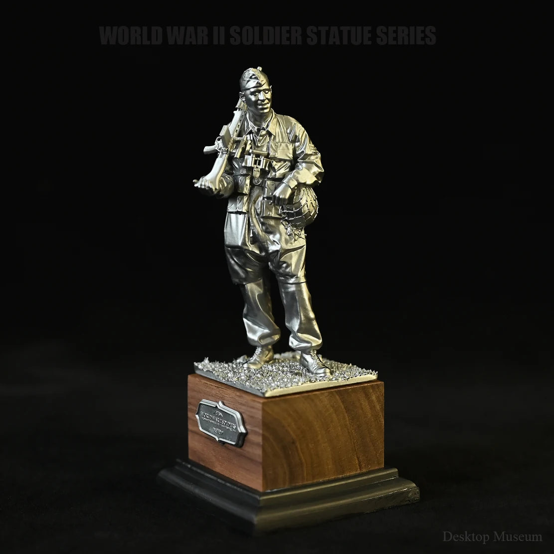 statuettes soldat guerre mondiale argenté marron réaliste base bois socle noir
