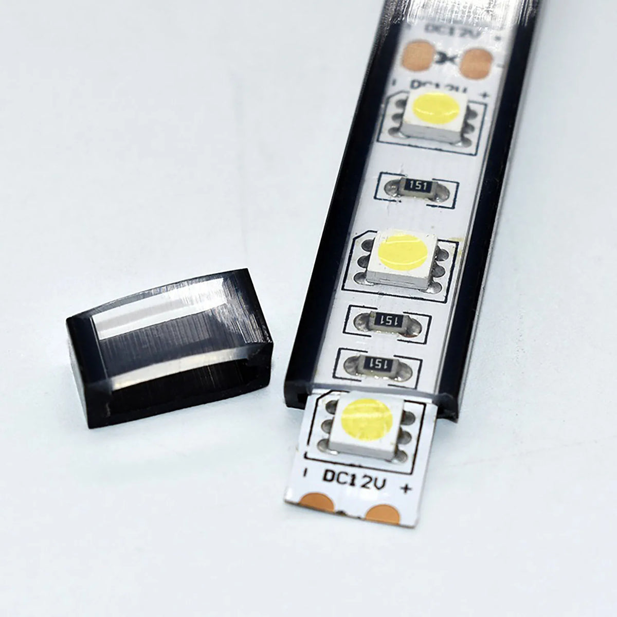 tube silicone noir transparent ruban led ws2811 ws2812 protection étanche adhésif