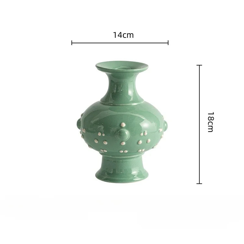 vase table vert clair blanches classique céramique fait main décoration maison transparent opacité