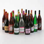 accessoires poupées miniatures bouteilles champagne étiquettes bouchons dorés vert noir rouge blanc
