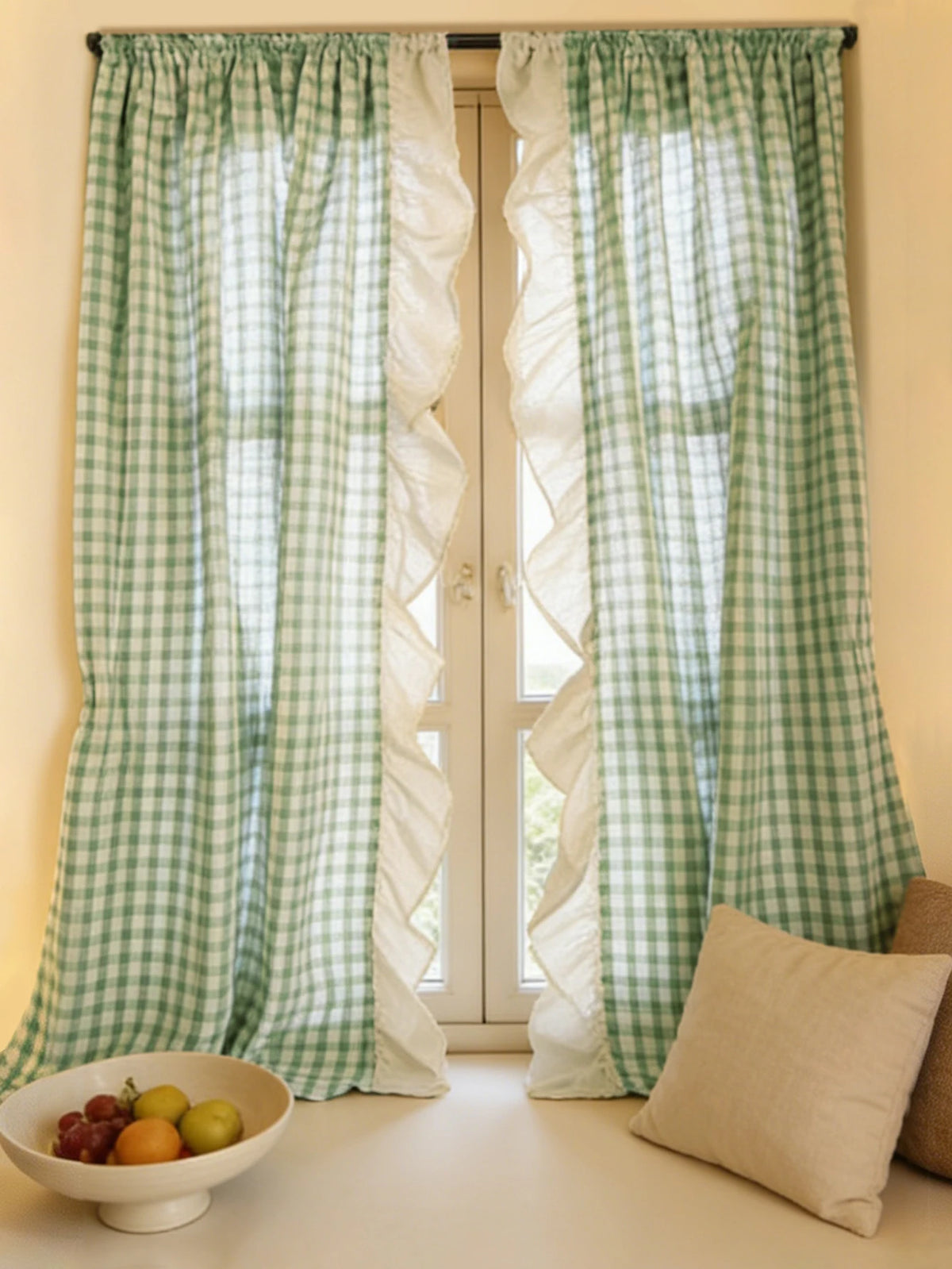 rideaux vert clair blanc carreaux opaques classiques fenetre deco farmhouse