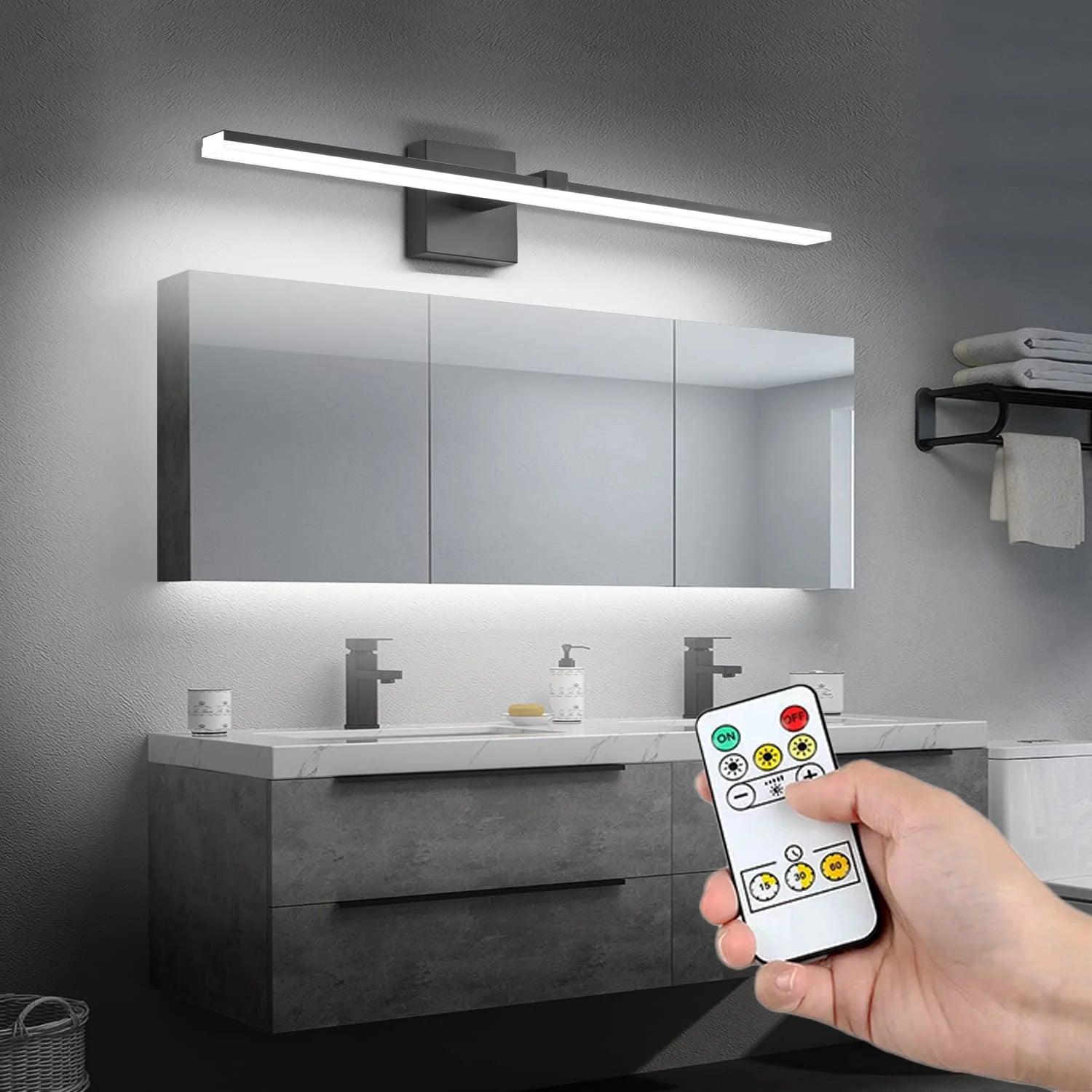 Applique murale LED allumée dans une chambre à coucher