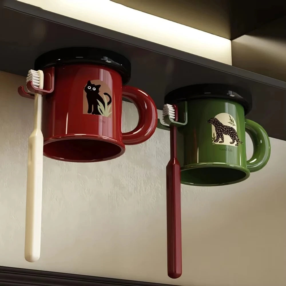 tasse imprimée léopard animal oiseaux texte classique verte rouge beige fixée brosse dentifrice