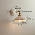 lampe murale vintage blanc doré texture relief ampoule led interrupteur chaîne éclairage quotidien moderne