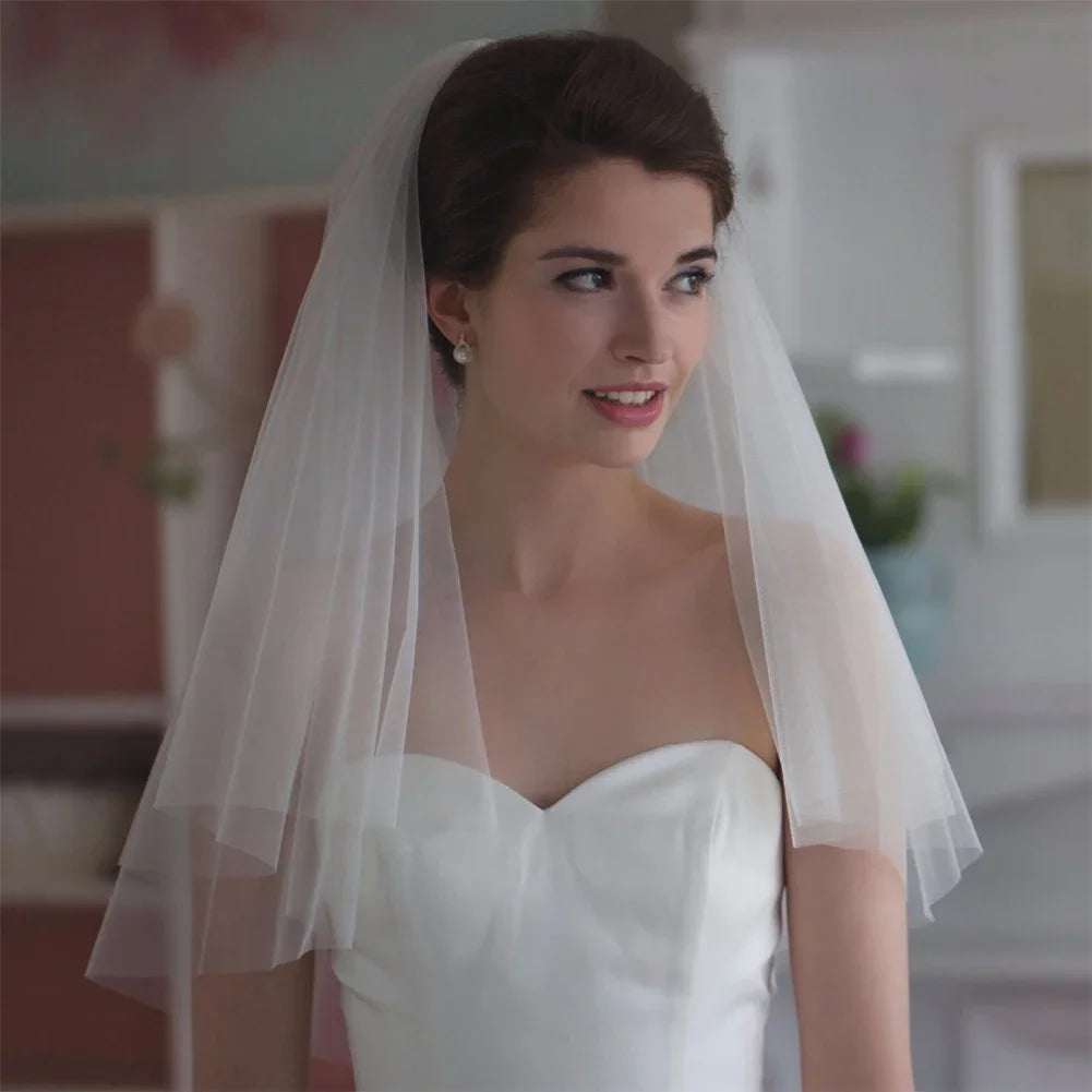 voile mariée deux couches tulle fin blanc bord coupé clips classique erotique echangisme erotique