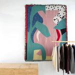 tapis abstrait géométrique polyester coton bleu vert rose motifs contemporains portable pique nique voyage
