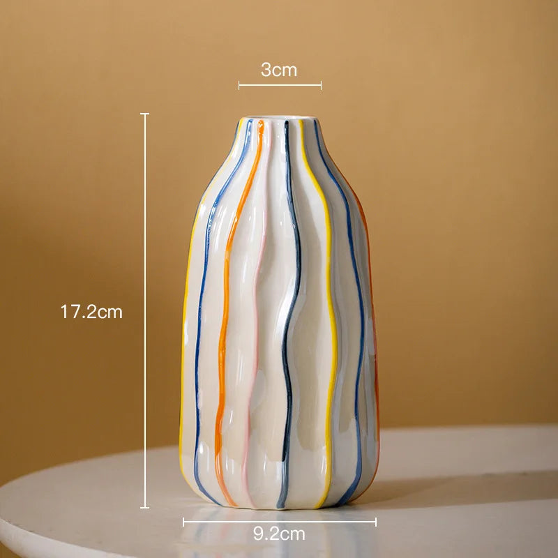 vase moderne rayures colorées blanc bleu orange jaune céramique porcelaine table décoration salon