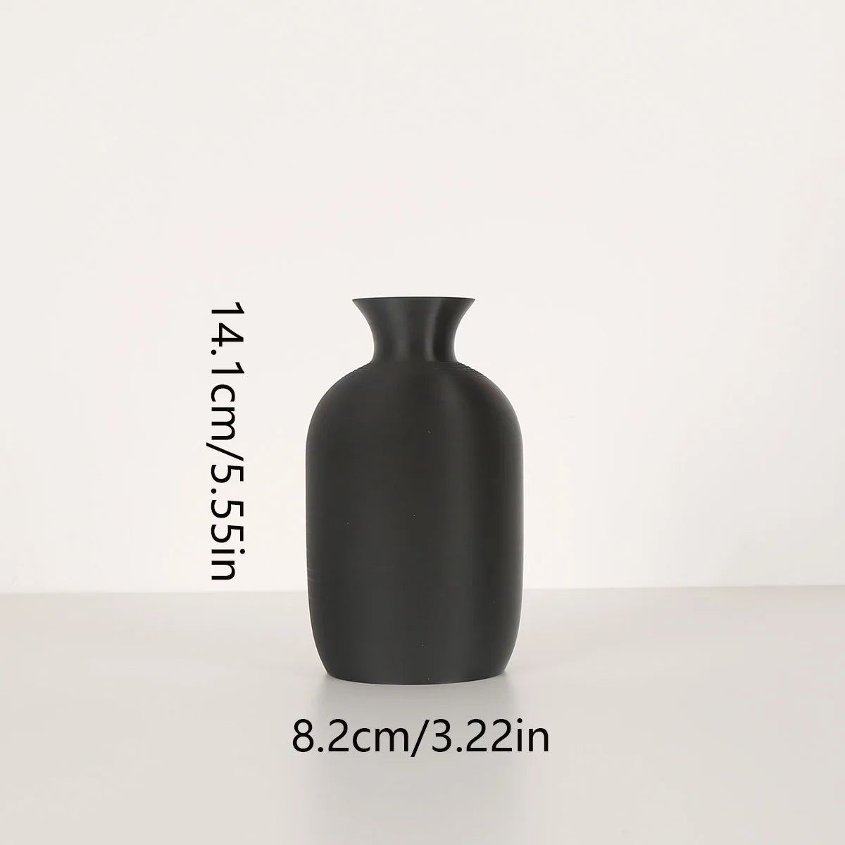 vases minimalistes noirs blancs mat opaques décoration maison fleurs séchées
