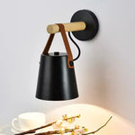 lampe murale moderne minimaliste bois blanc conique abatjour simili cuir noir suspension chambre salon