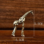 statuette girafe dorée motifs taches texturée décoration maison erotique asiatique