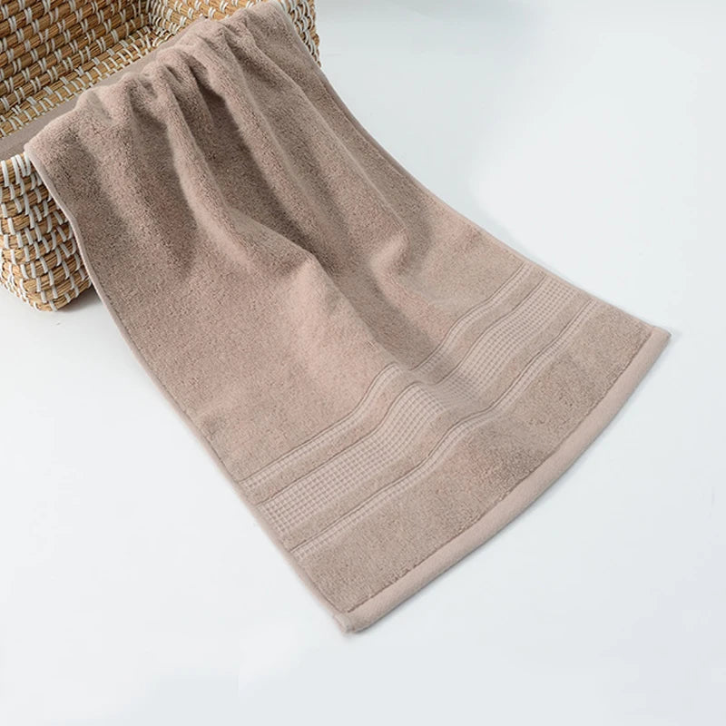 serviette visage coton rapide absorbant bleu gris rose blanc moderne douce toilette sport spa