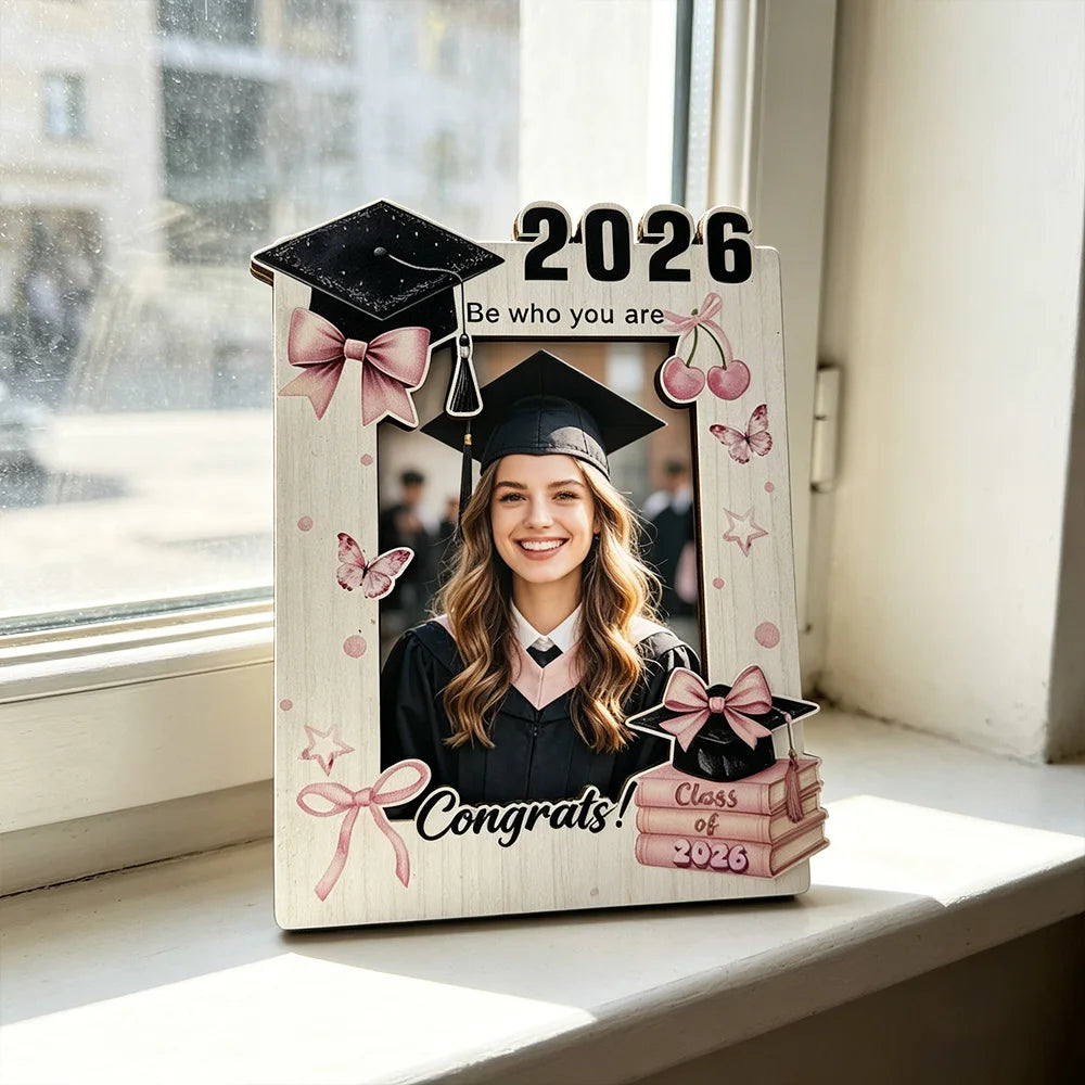 Cadre photo graduation diplômes papillons rubans rose class 2026 congrats end clips moderne chambre