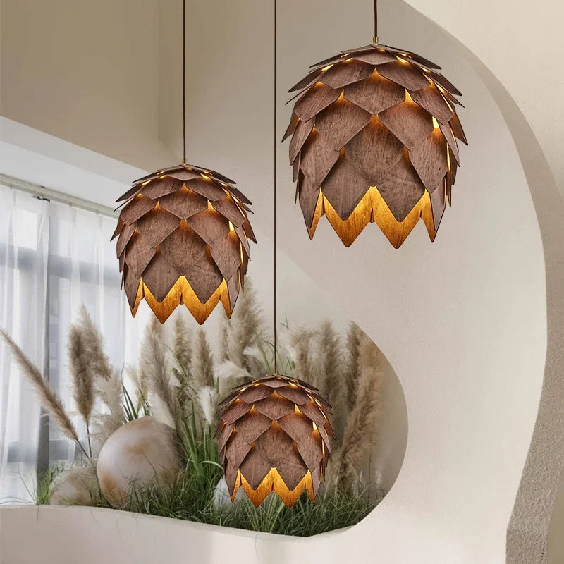 suspension lumineuse bois marron clair dorée feuilles stylisées lustre moderne salon chambre naturel
