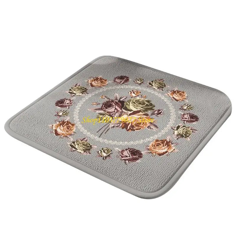 coussin chaise mousse mémoire forme carrée classique fleurs bordure ornée rouge gris